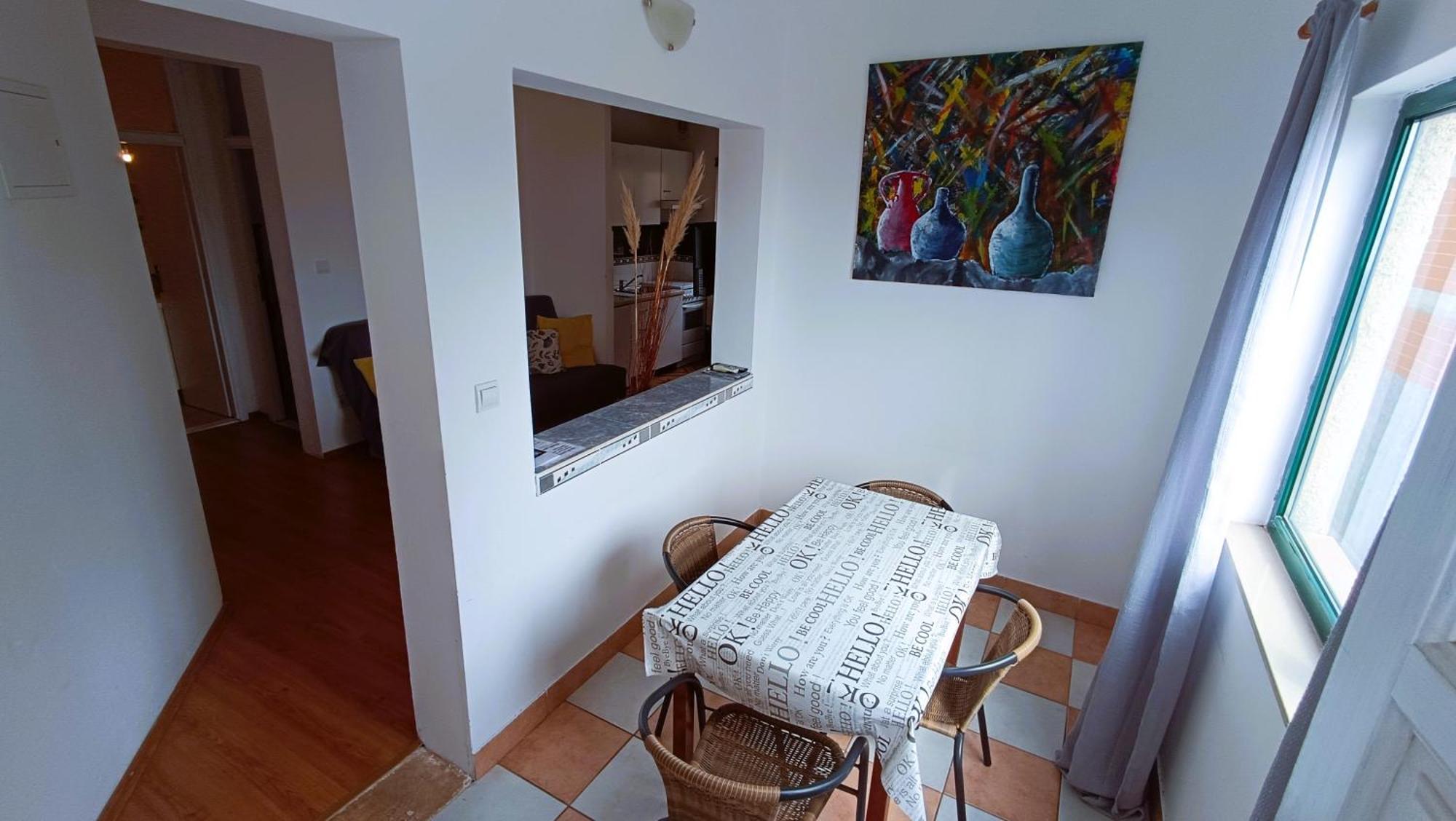Apartments Ella Makarska Exterior photo