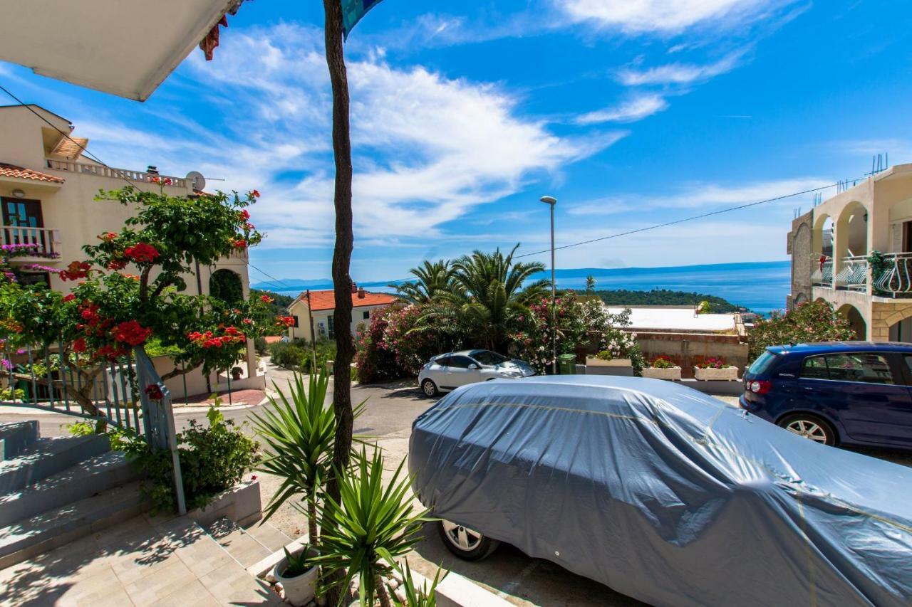Apartments Ella Makarska Exterior photo